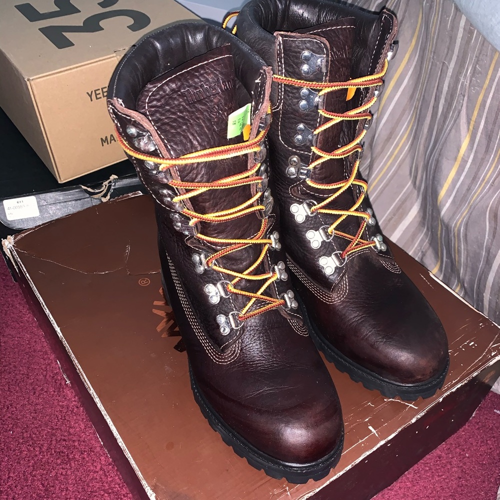 40’ below timbs